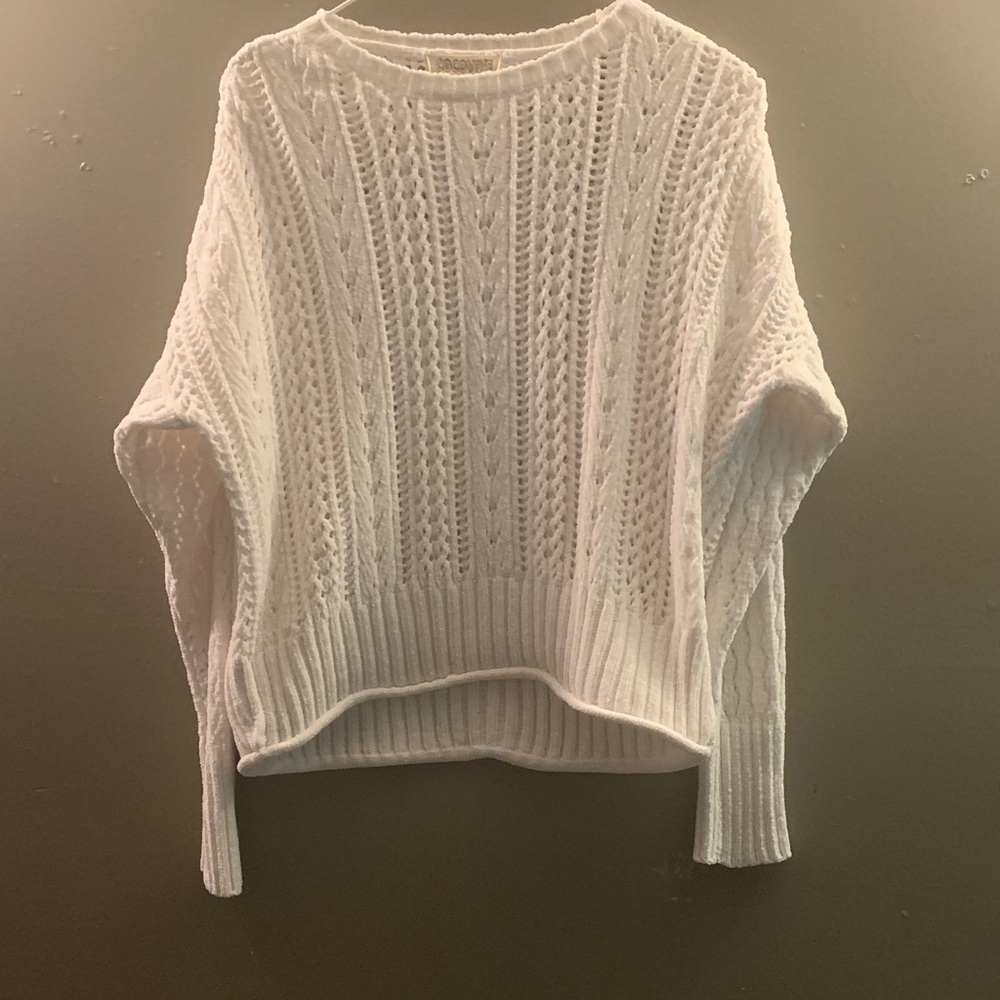 Chic White Cable Knit Sweater